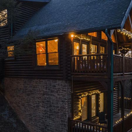 Stunning Mountain Cabin W Hot Tub Gatlinburg Exteriör bild