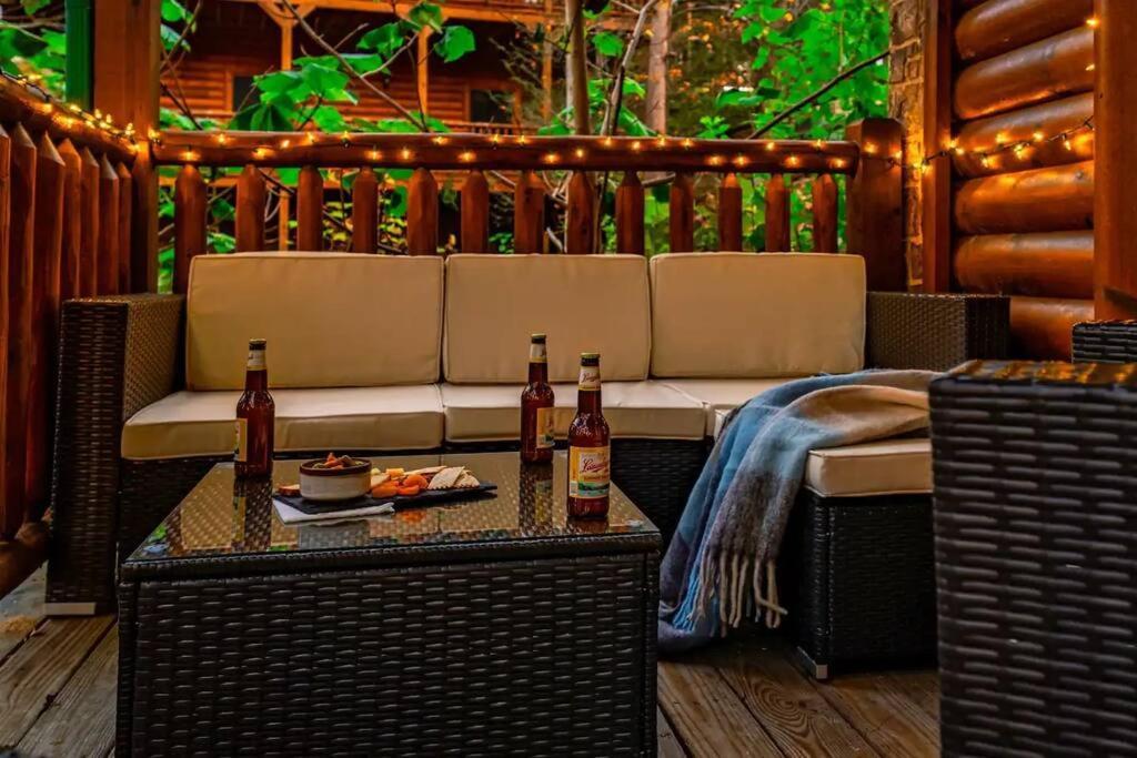 Stunning Mountain Cabin W Hot Tub Gatlinburg Exteriör bild