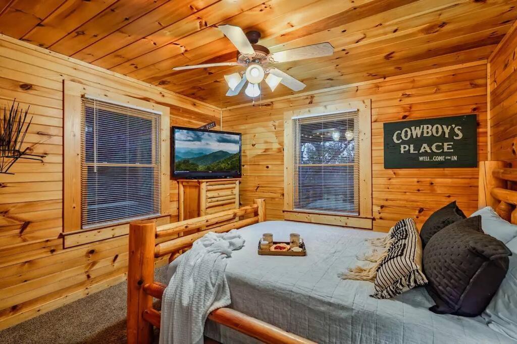 Stunning Mountain Cabin W Hot Tub Gatlinburg Exteriör bild