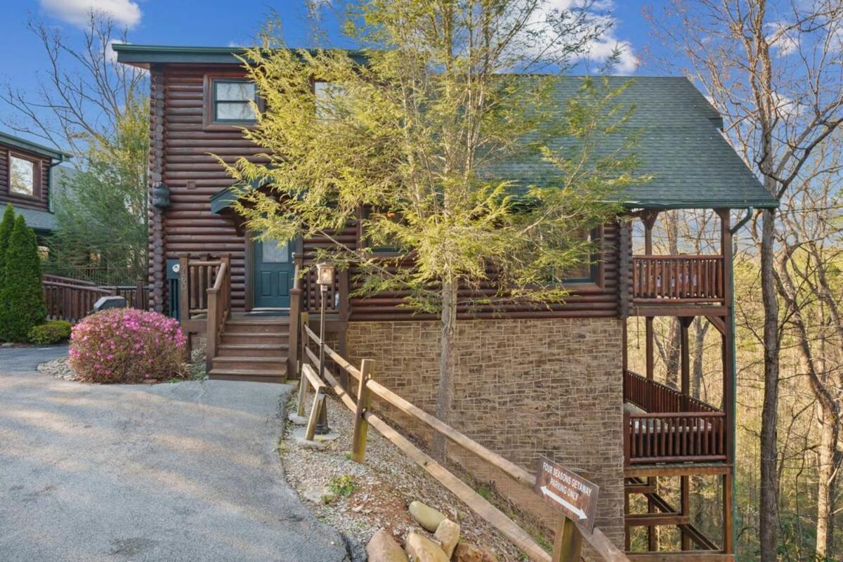 Stunning Mountain Cabin W Hot Tub Gatlinburg Exteriör bild