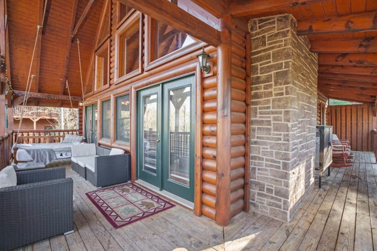 Stunning Mountain Cabin W Hot Tub Gatlinburg Exteriör bild