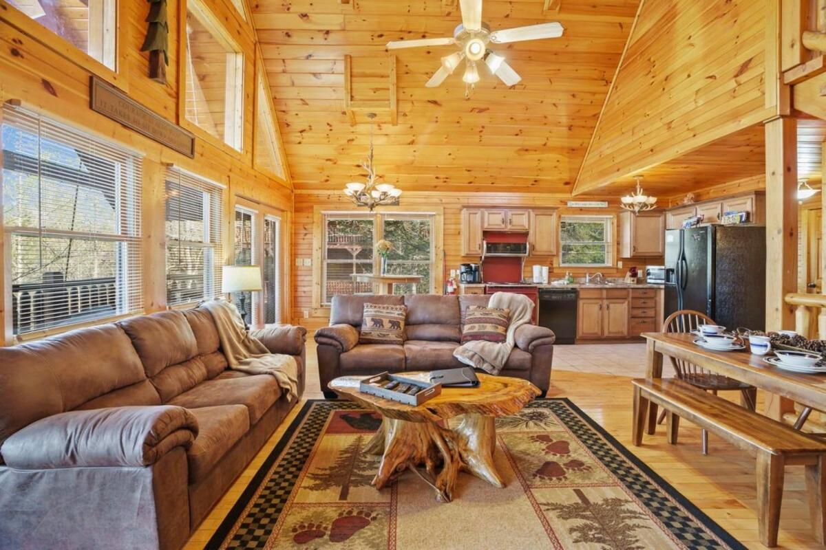 Stunning Mountain Cabin W Hot Tub Gatlinburg Exteriör bild