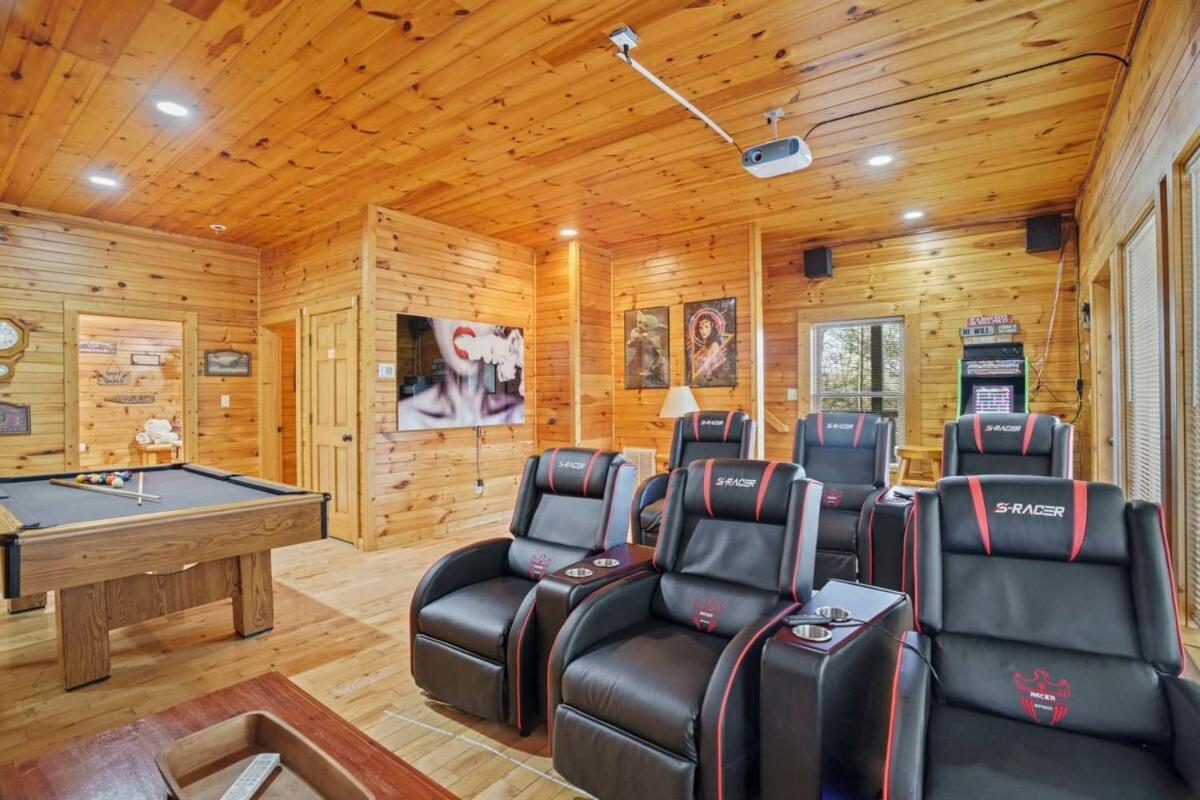 Stunning Mountain Cabin W Hot Tub Gatlinburg Exteriör bild