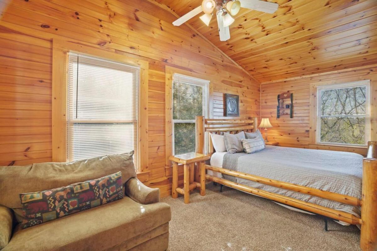 Stunning Mountain Cabin W Hot Tub Gatlinburg Exteriör bild