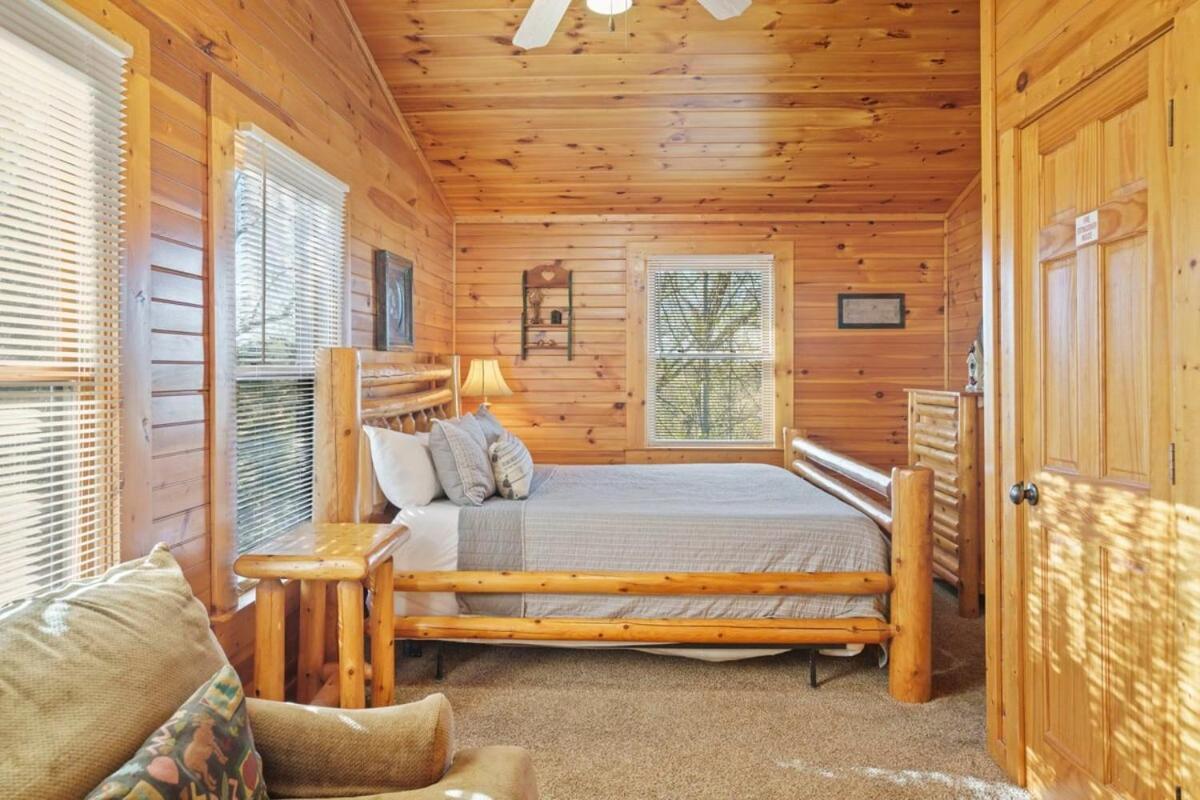 Stunning Mountain Cabin W Hot Tub Gatlinburg Exteriör bild