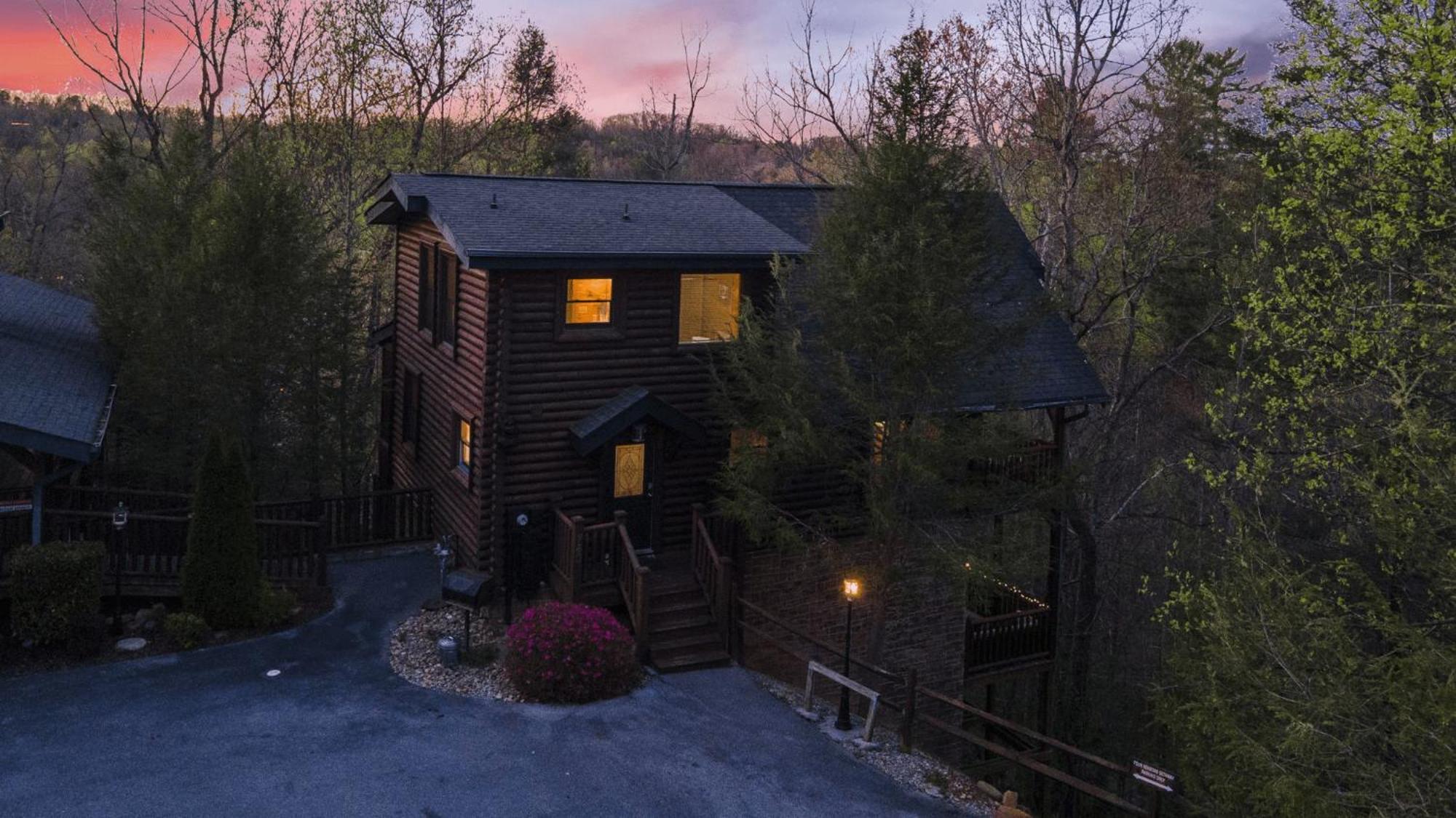 Stunning Mountain Cabin W Hot Tub Gatlinburg Exteriör bild